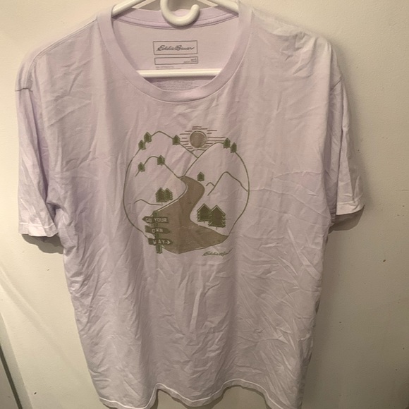 Super Soft Eddie Bauer Go your own way white tshirt w/green print SZ L - Picture 1 of 7